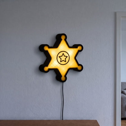 Polizeistern Lampe, an der Wand leuchtend