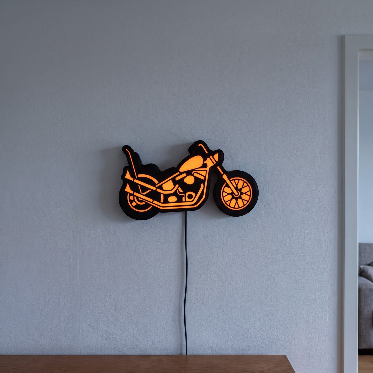 Chopper Lampe, an der Wand leuchtend