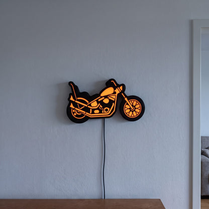 Chopper Lampe, an der Wand leuchtend